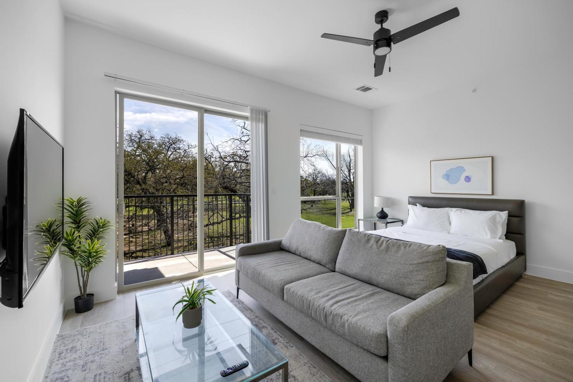 Railyard Apartments By Barsala Denton Room photo