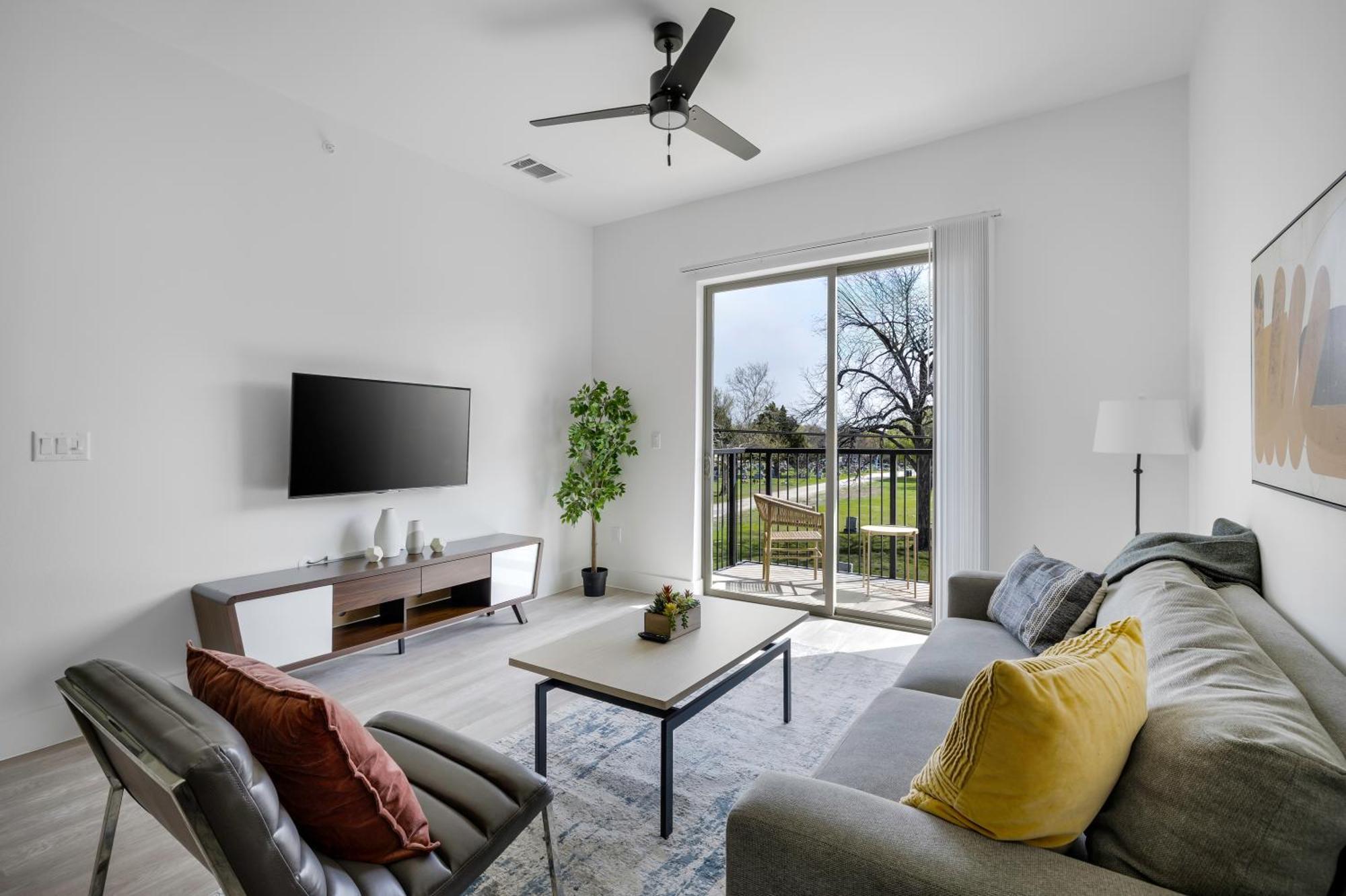 Railyard Apartments By Barsala Denton Exterior photo